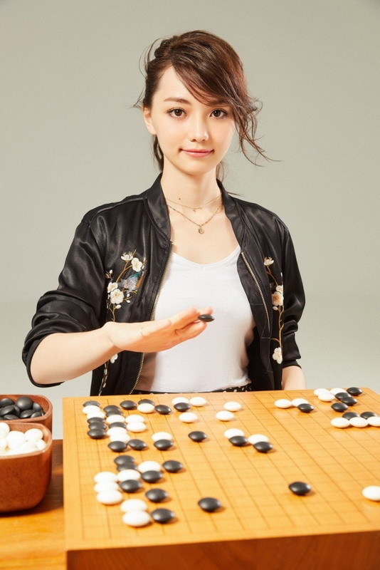 台灣美女職業棋士！日網民驚呼：千年難得一見美少女【多圖】
