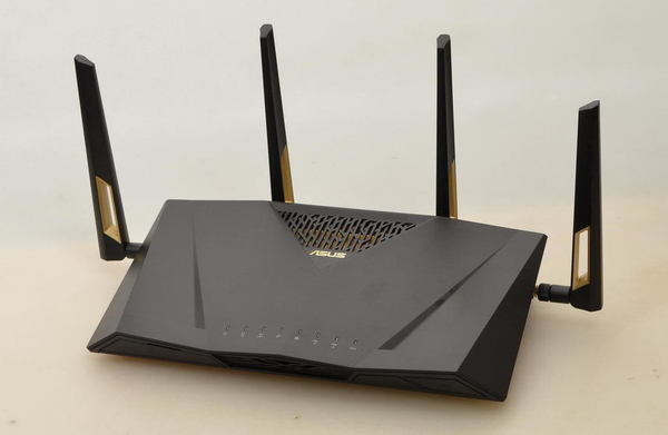 Galaxy S10+ ＠ Wi-Fi 6 率先實測！AX Router 三強激鬥！