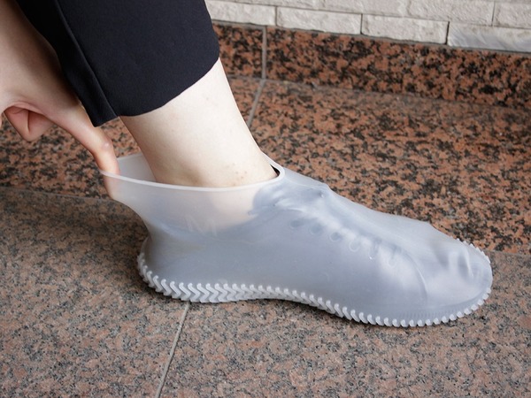 下雨天必備！日本熱賣 Kateva Shoe Covers 防水鞋套