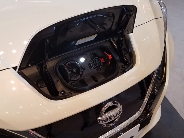 日產 Nissan Leaf 第二代電動車登場！首創 e-Pedal 油門．制動二合一