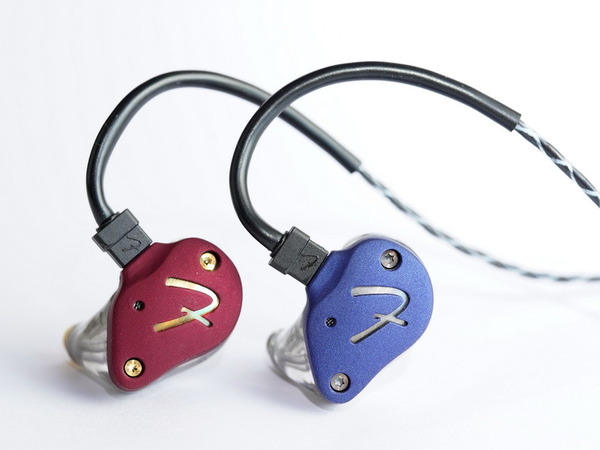 Fender Ten 2 入耳式耳機   兩種顏色兩種取向