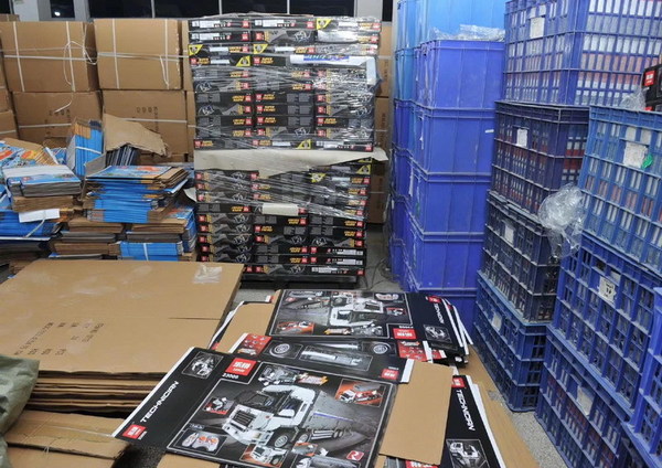 「山寨 LEGO」樂拼生產線被上海警方搗破！涉案金額達 2 億元人民幣