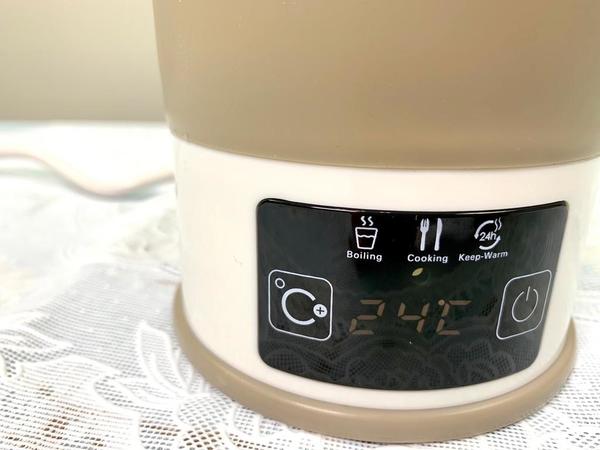 德國寶摺疊式旅行電熱水壺實測  煲水 x 保溫 x 煮食三合一