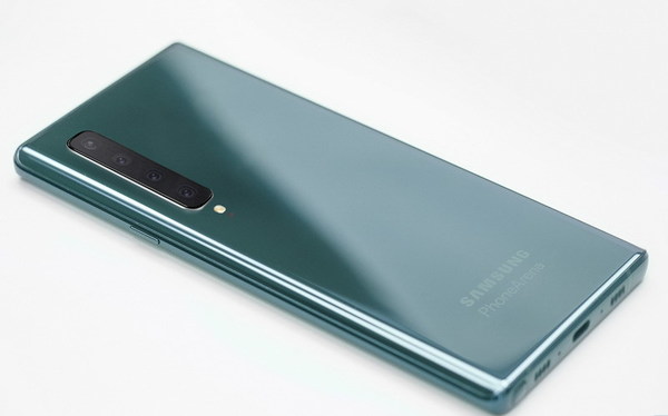 Samsung Galaxy Note 10 高清渲染圖！家燕姐屏幕確認？