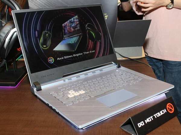 【Computex 2019】ASUS 賀 30 周年推 ZenBook Edition 30 筆電！同場加映 BMW 聯乘概念機