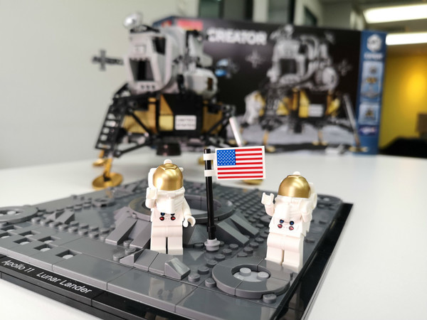 LEGO 10266 NASA Apollo 11 Lunar Lander 開箱玩！阿波羅 11 號載人登月艙