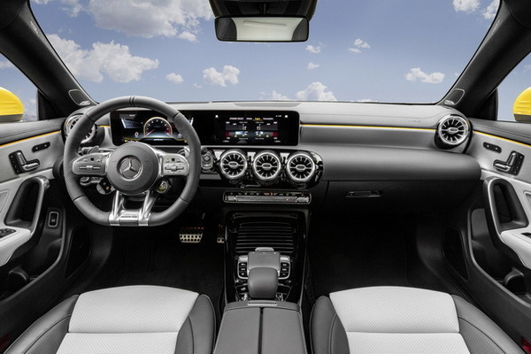 【e＋車路事】Mercedes-AMG 2020 版 CLA 35 發布！高性能揭背旅行車