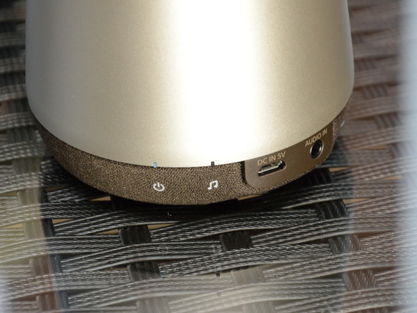 【音色實測】Sony LSPX-S2 燭光藍牙喇叭 