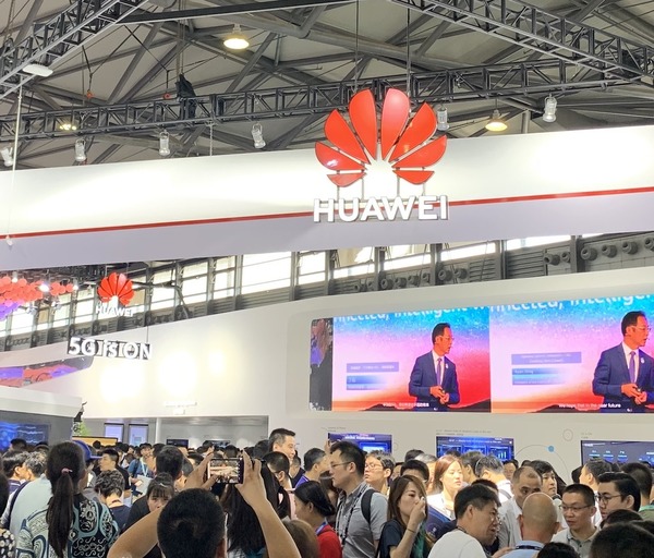 Huawei Mate X 七月內開賣！全球備貨將達 10 萬