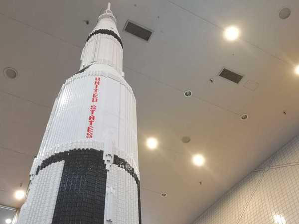 香港太空館 x LEGO 合辦登月 50 年展覽！5 米高 LEGO 土星五號登場