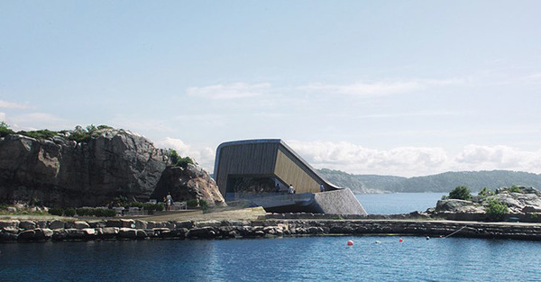挪威海底餐廳水底體驗爆分！預約要等足一年
