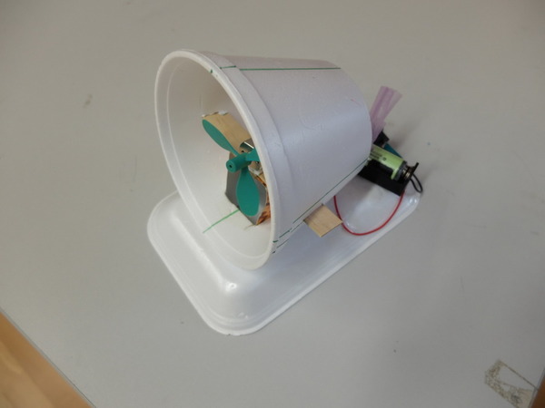 手工製作氣墊船 學風力原理 