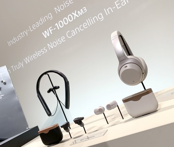 【日本實試】SONY WF-1000XM3 降噪全無線耳機！連線、音色大升級
