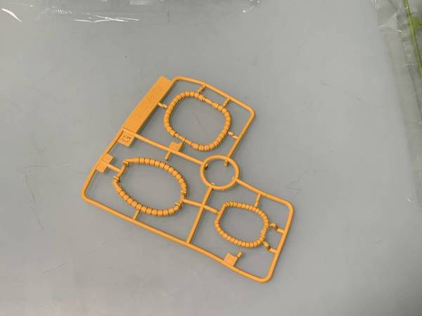 RE ZAKUII FZ【開箱】 勇武渣古守護殖民星