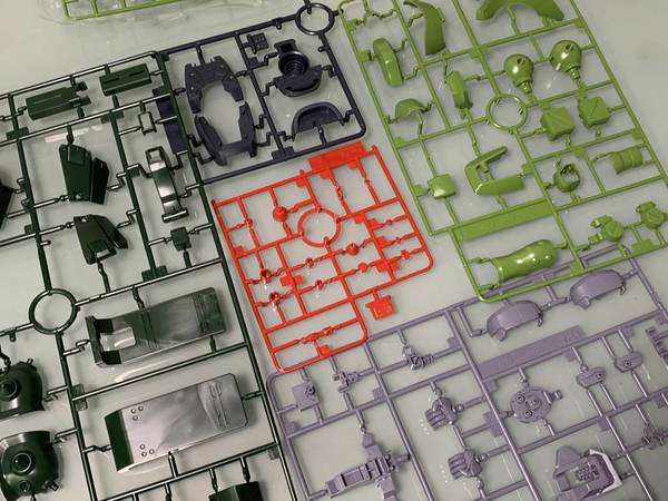 RE ZAKUII FZ【開箱】 勇武渣古守護殖民星