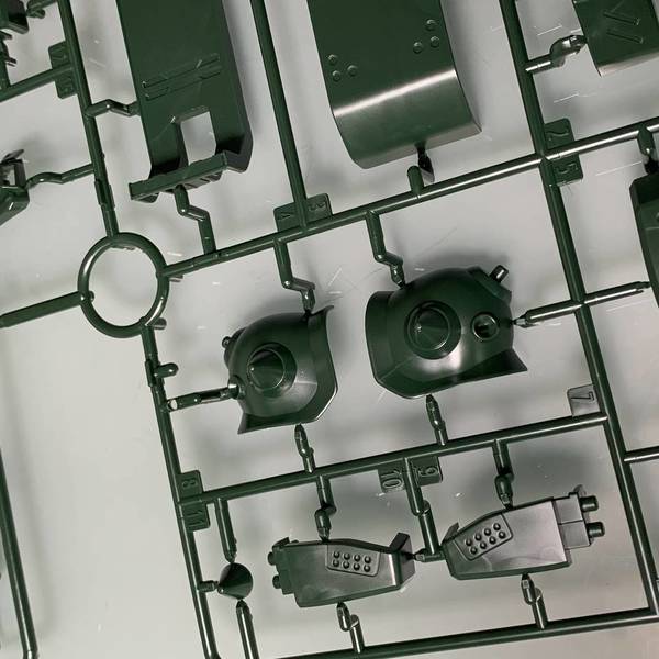 RE ZAKUII FZ【開箱】 勇武渣古守護殖民星