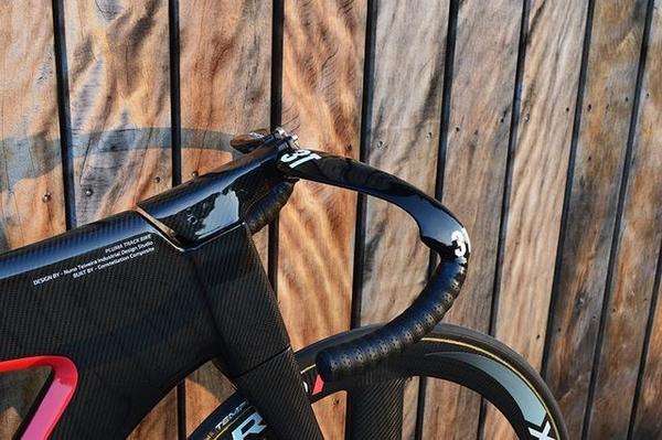 Pluma 碳纖泡沫框架概念競賽單車  超輕身勁前衛要追風嗎？
