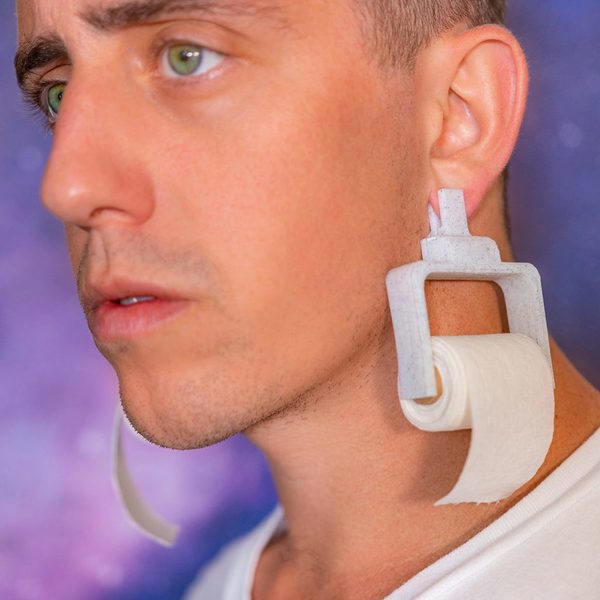 喊包專用！外國創意品牌出可替換式「紙巾耳環」