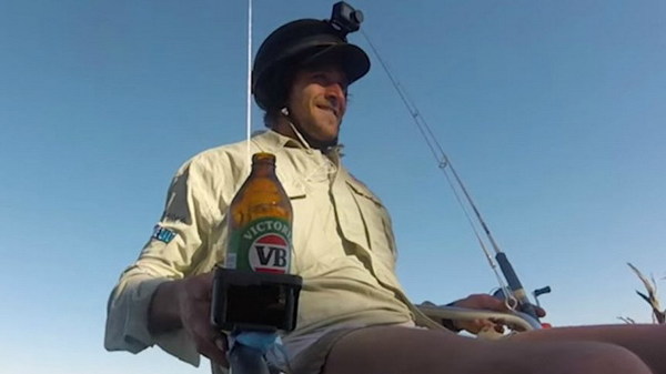 無人機改裝坐人釣魚  澳洲民航安全局調查【有片睇】