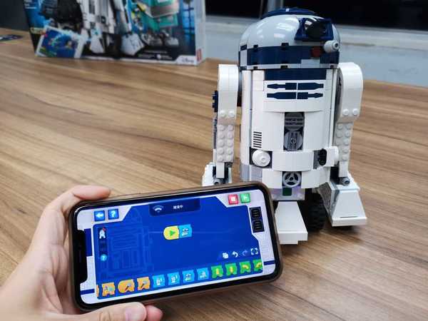 LEGO Boost 75253 Droid Commander 上手試  以 App 控制 R2-D2 勁好玩