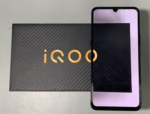 iQOO Pro 平價電競手機上手試