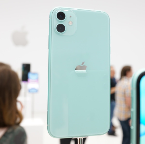 【iPhone 11 顏色】發佈會現場實拍 iPhone 11．iPhone 11 Pro 共 10 色機身