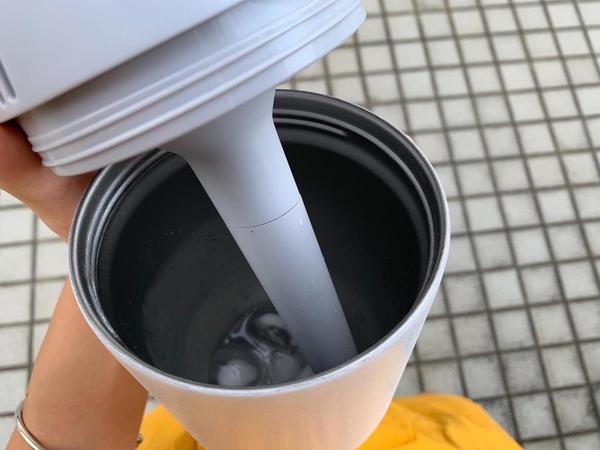 日本 Thanko 攜帶式冷風杯實試 入冰即吹冷風