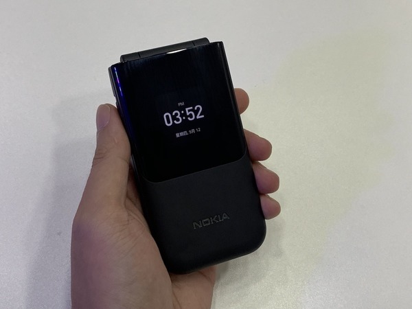 Nokia 2720 Flip 經典摺機香港開售！加入實用緊急聯絡功能【上手試】
