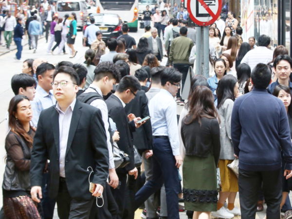 人工高就代表人生價值高？打工仔反思「人唯一價值＝搵幾多」　網民：夠養家已足夠