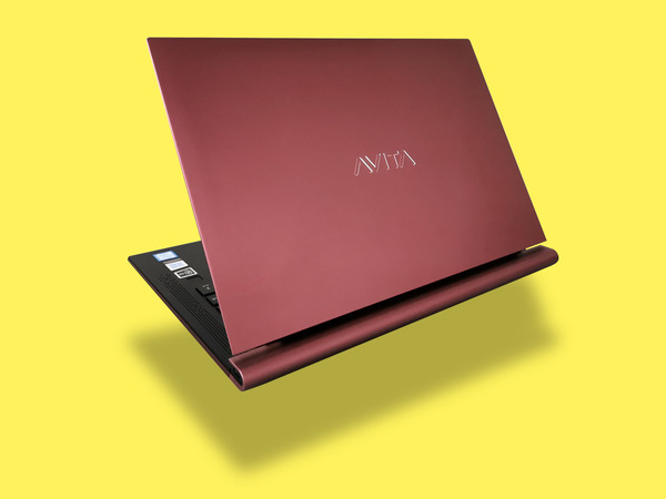 哥德式建築設計 Avita Admiror    輕薄藝術潮作！