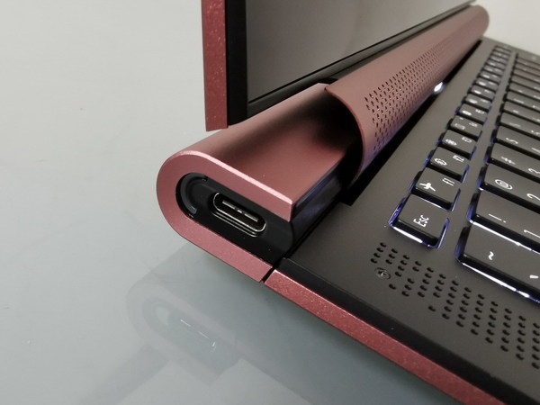 哥德式建築設計 Avita Admiror    輕薄藝術潮作！