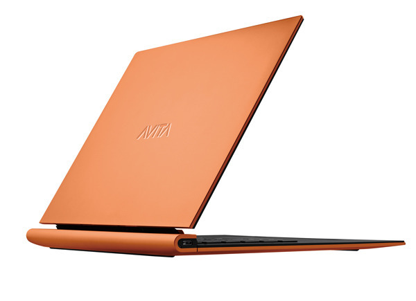 哥德美學 盡顯不平凡 AVITA ADMIROR