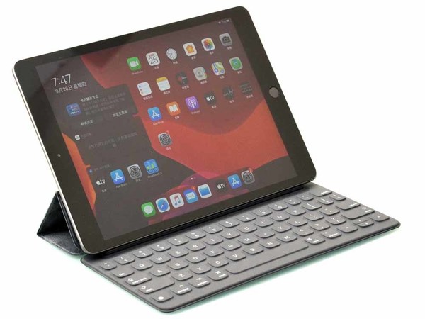 【實測】Apple iPad (2019) 屏幕增至 10.2 吋！入門 iPad 都有 3GB RAM