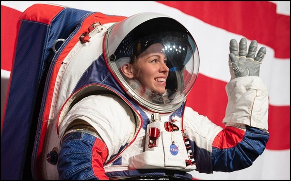 NASA 發表新太空衣 改良設計不再彈彈跳