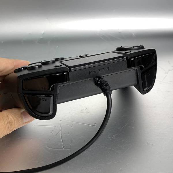 格鬥專用手掣 Razer Raion開箱