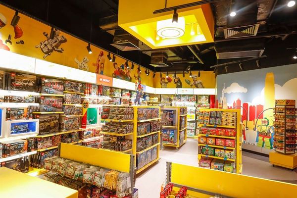 率先睇全港首間 K11 LEGOLAND 禮品店 迷你 LEGO 香港島地標亮相