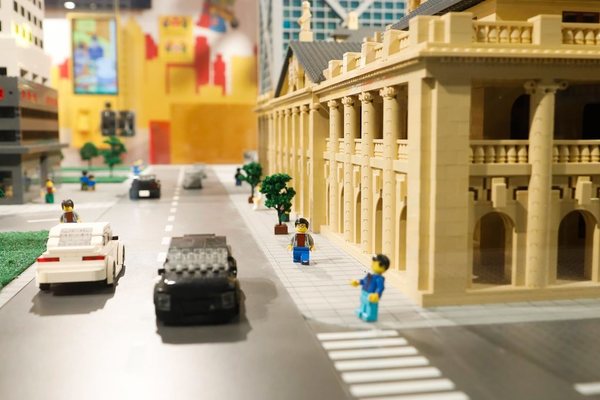 率先睇全港首間 K11 LEGOLAND 禮品店 迷你 LEGO 香港島地標亮相