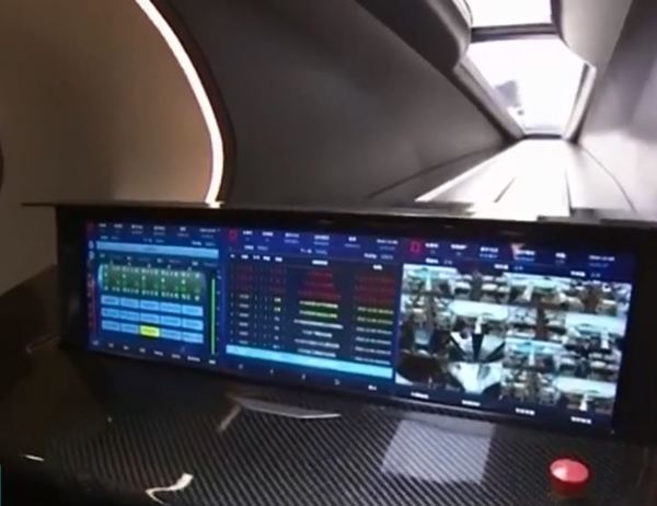 中國最新時速 600 公里磁浮列車亮相  無人駕駛兼 30 年免維修？