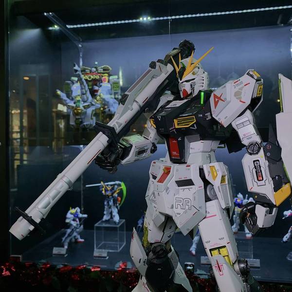 最貴Nu高達完成品 解體匠機Nu高達【開箱】