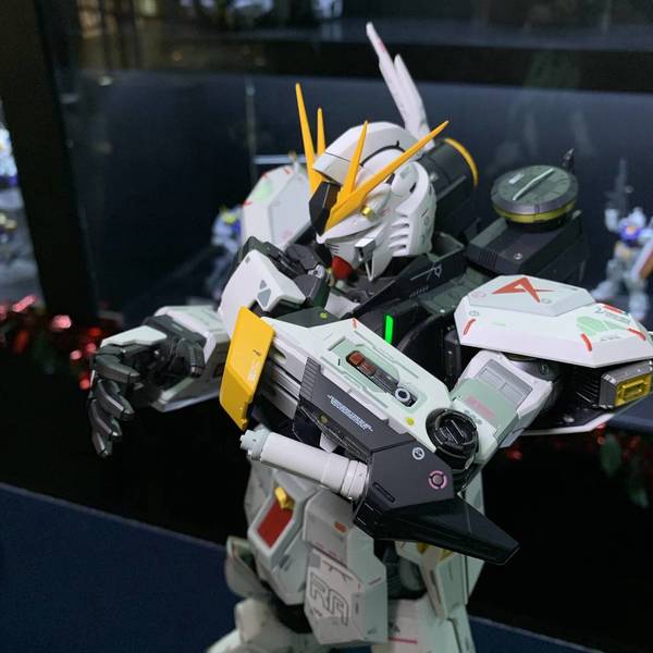 最貴Nu高達完成品 解體匠機Nu高達【開箱】