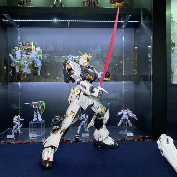 最貴Nu高達完成品 解體匠機Nu高達【開箱】