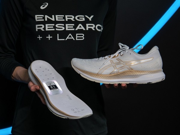【CES 2020】Asics 智能跑鞋預計今年推出