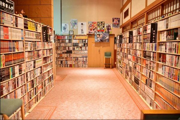 【漫畫迷必去】日本另類溫泉酒店  休息區漫畫數量媲美圖書館