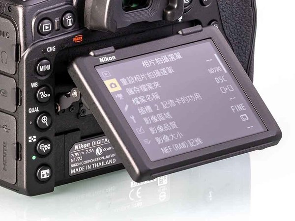 【上手試】Nikon D780 兩萬元單反    附規格比較