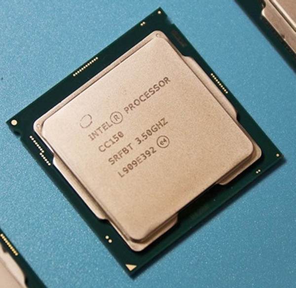 Intel CC150 神秘八核心現身？疑是 OEM 版九代 Core