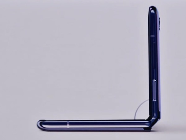 Samsung Galaxy Z Flip 六大賣點！情人節登場平玩摺屏機
