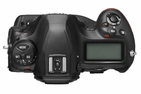 Nikon D6 高速連拍旗艦    完整規格正式發表