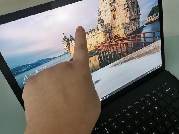 商務 Intel 版 Surface Laptop 3    便攜觸屏筆電