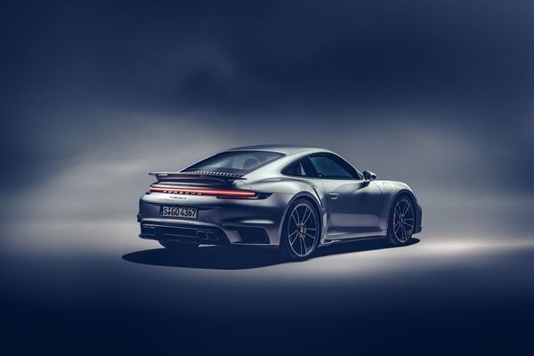 【e＋車路事】最速 Porsche 911 登場  2021 版 0-100km／h 只需 2.7 秒