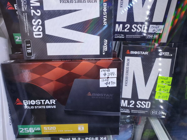 NVMe SSD 新力軍平賣！逆市筍盤！